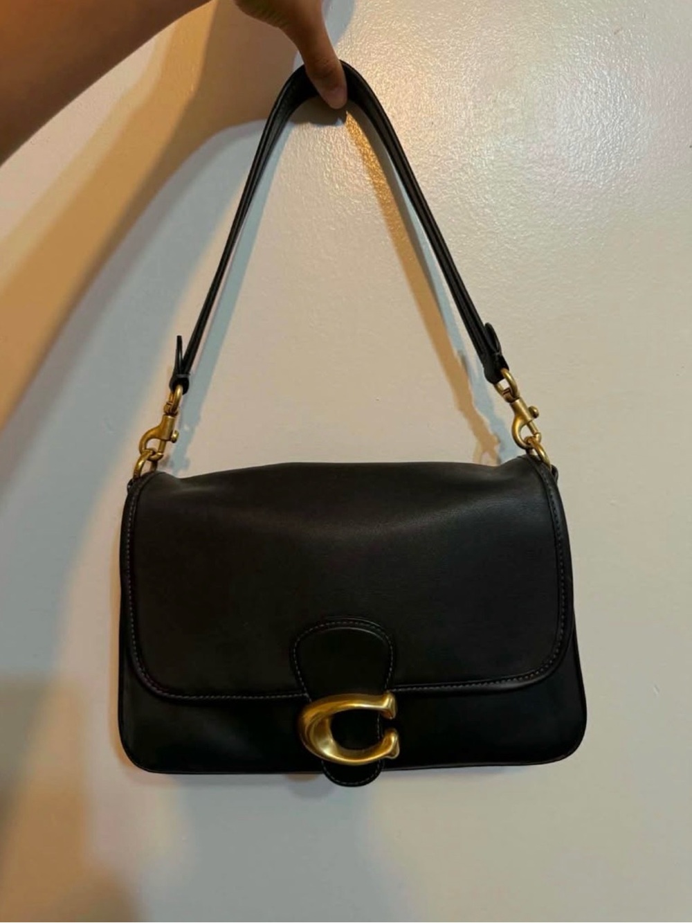 Coach Soft Tabby Shoulder Bag in Black / Brass Hardware – Excellent Condition